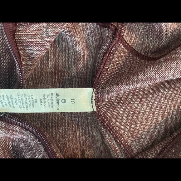 Lululemon quarter zip size 10 - Picture 2 of 2